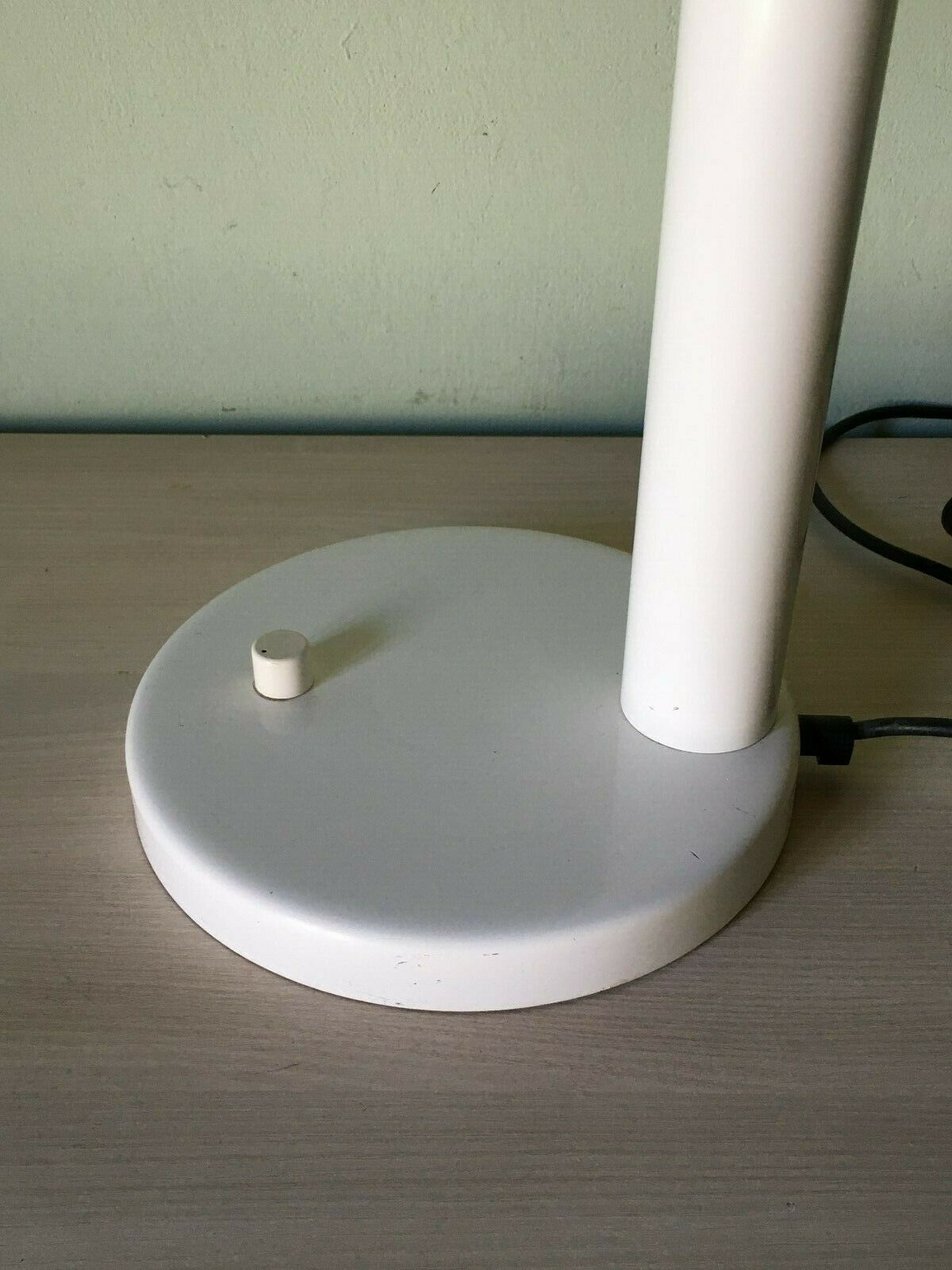 Estiluz metal desk lamp to lay vintage design