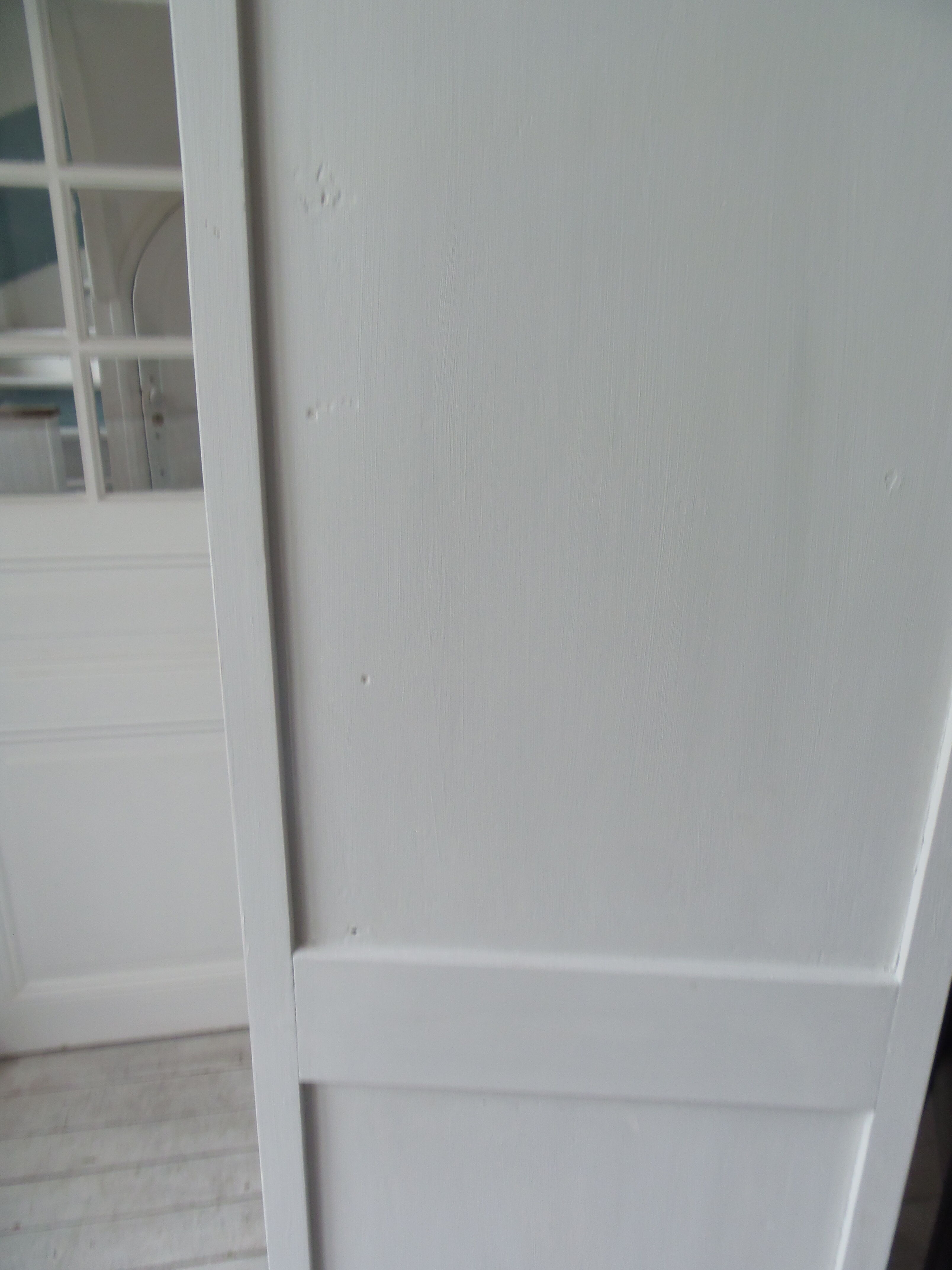 Vintage Parisian wardrobe, 1 door, pearl grey waxed finish.
