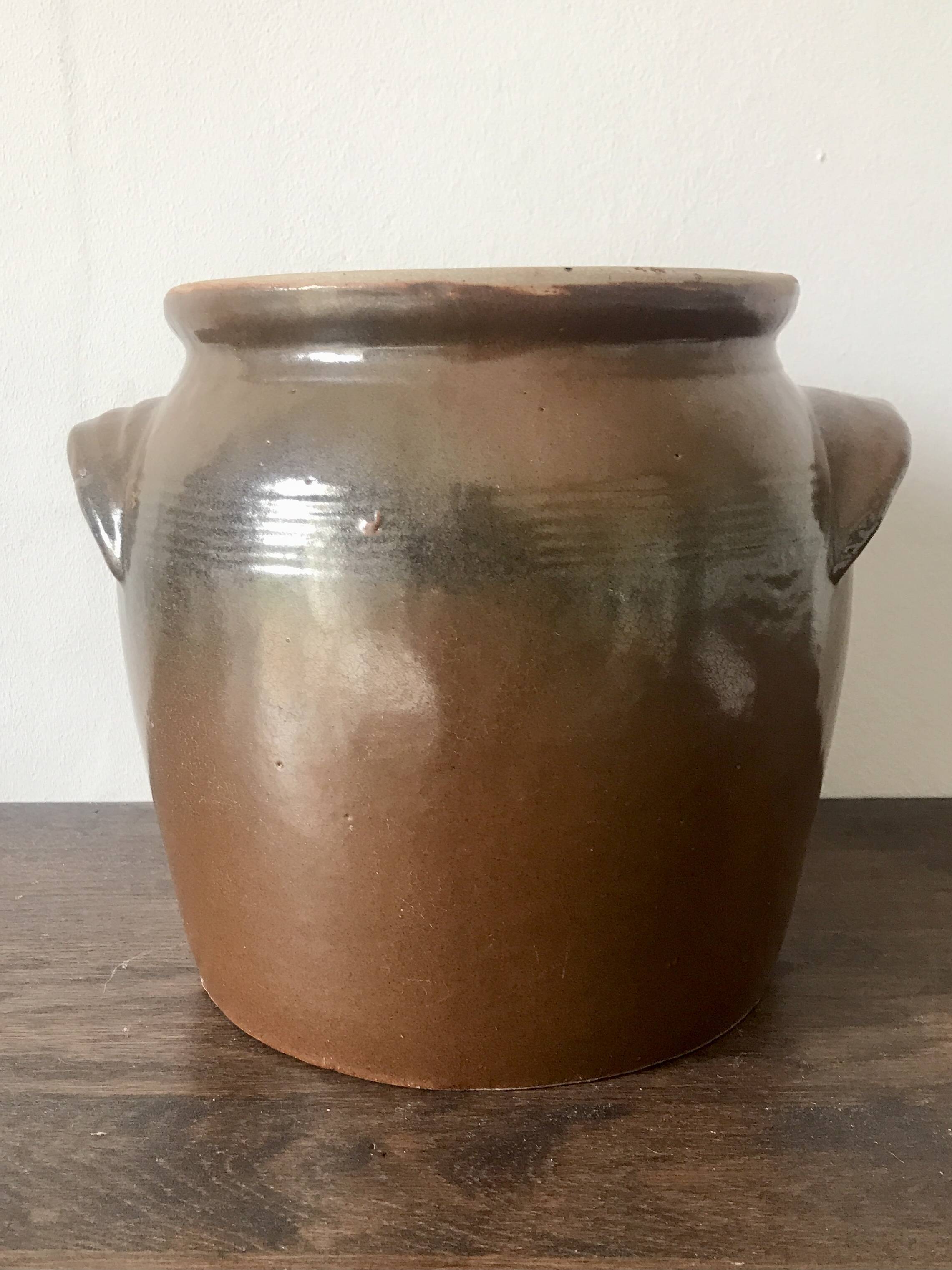 Brown glazed grease pot