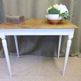 Old desk table in oak tapered white patinated feet