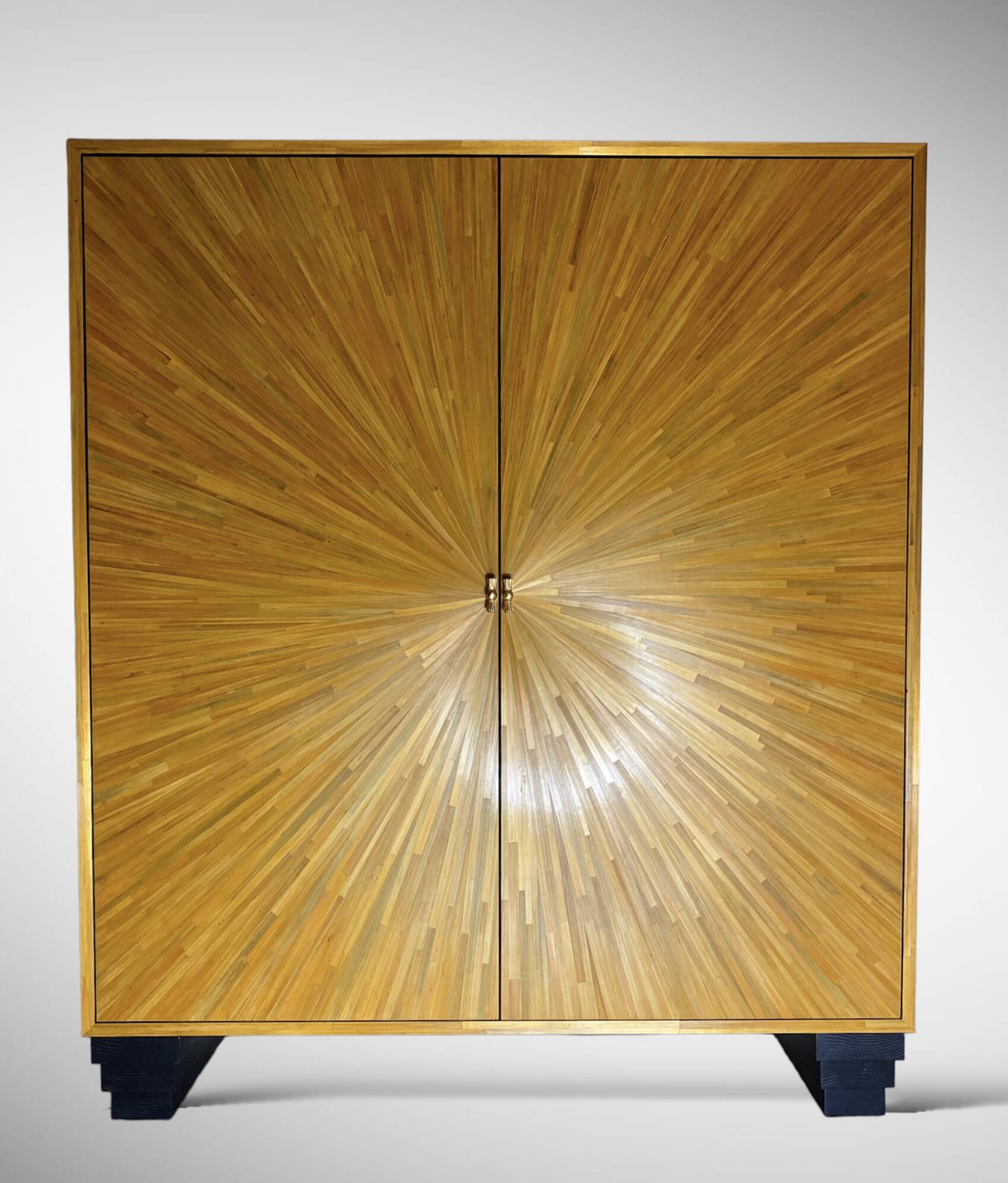 Armoire marqueterie de paille