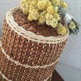 Hanging wicker and scoubidou 1960s hang-stash.