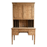 Antique wooden tiered desk