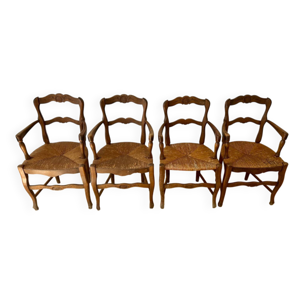 Lot de 4 chaises / fauteuils paillés en chêne style Louis XV