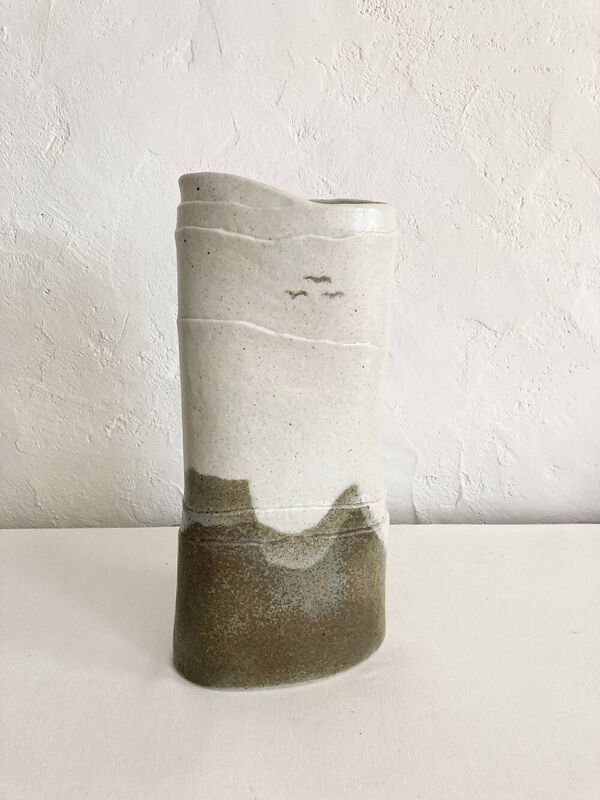 Vase en céramique de Virebent, design de Claire Debril