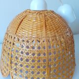 Lustre forme fleur en rotin