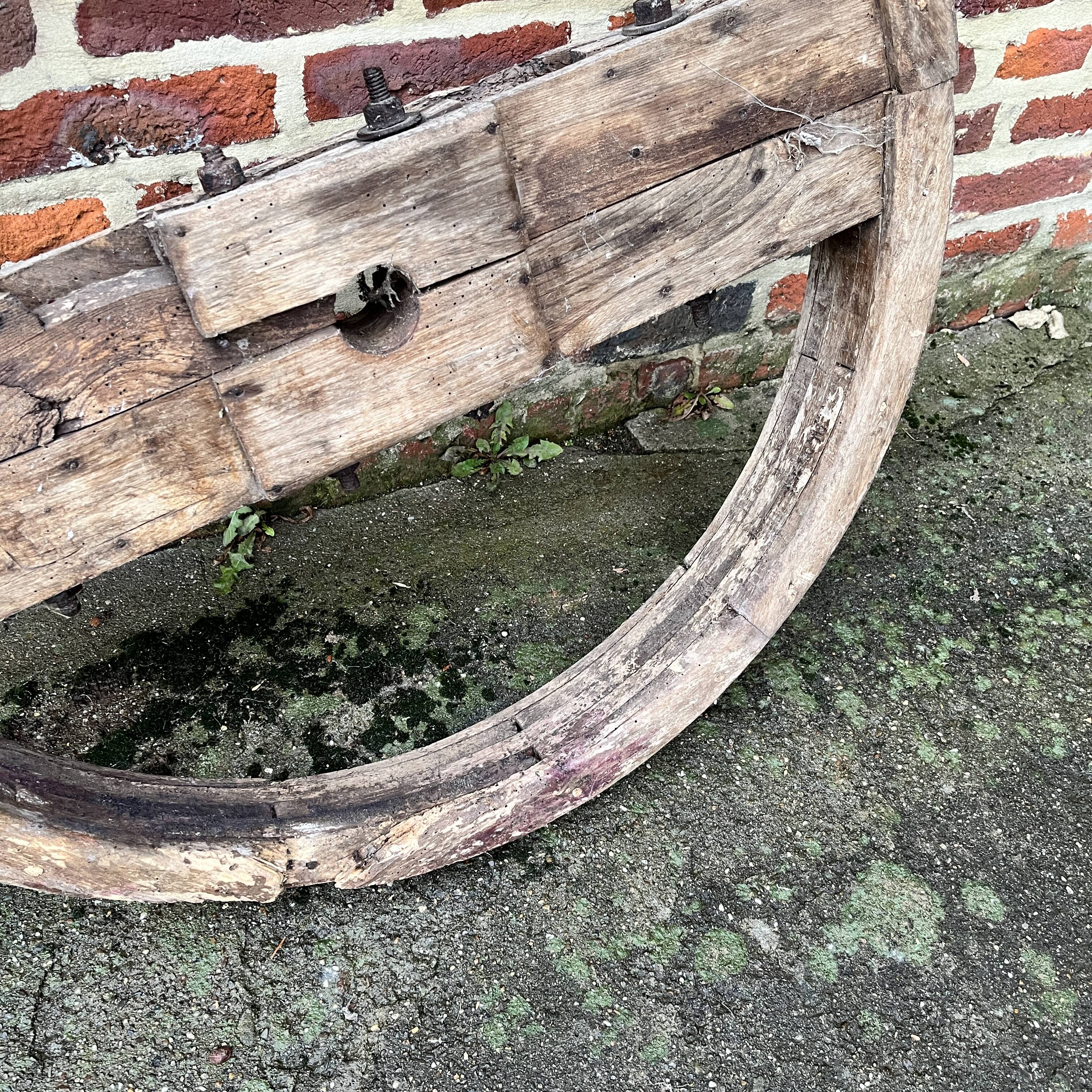 Decorative wooden wheel