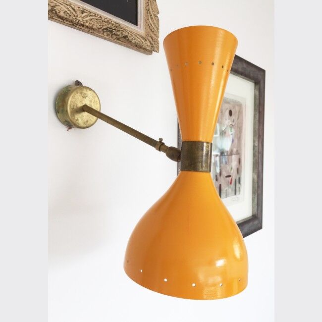 Wall lamp in the style of the Italian creations of the 50s