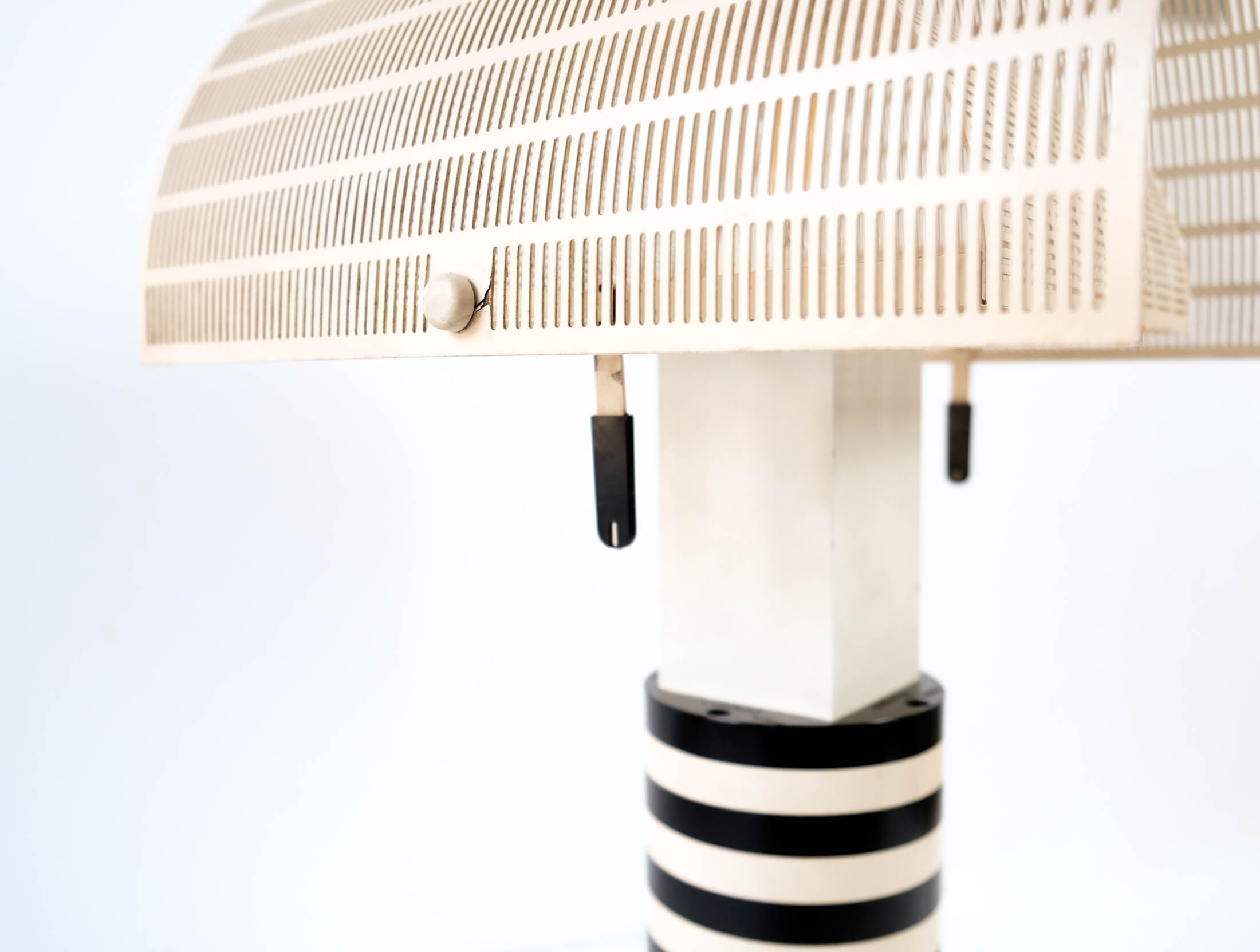 Early Postmodern "Shogun" Table Lamp by Mario Botta for Artemide, Italy 1986