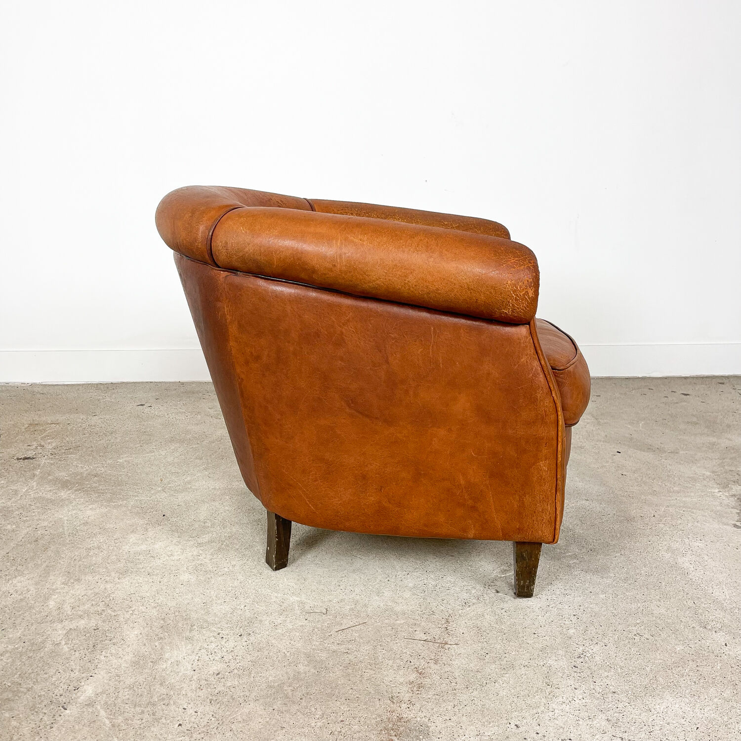 Vintage sheep leather club chair tub notter
