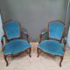 Paire de fauteuils d'epoque Louis XV