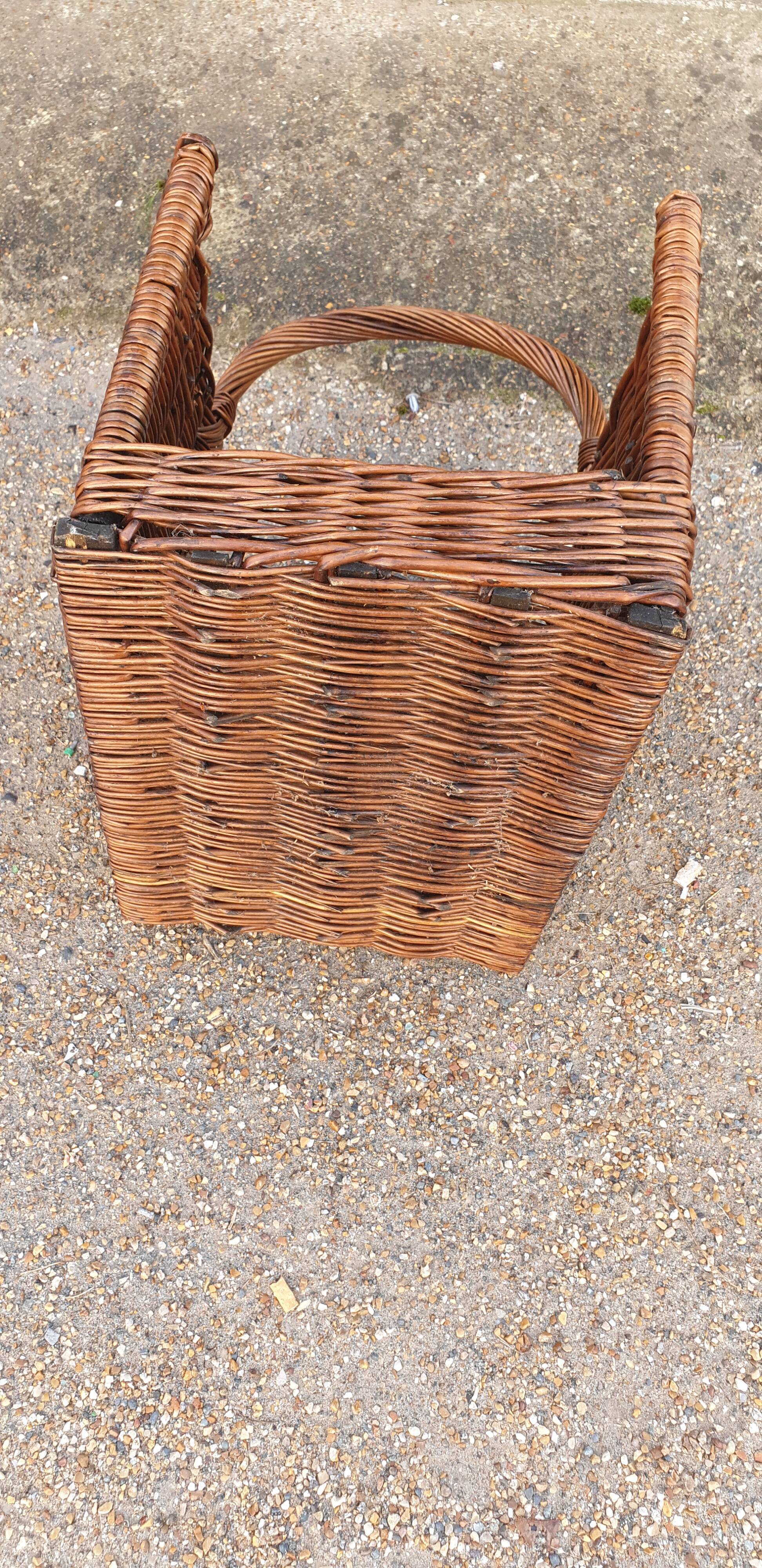 Wicker wood basket