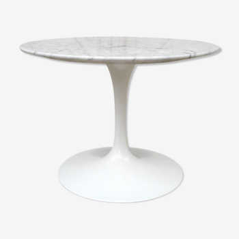 Eero Saarinen side table for Knoll International