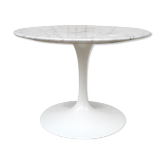 Eero Saarinen side table for Knoll International