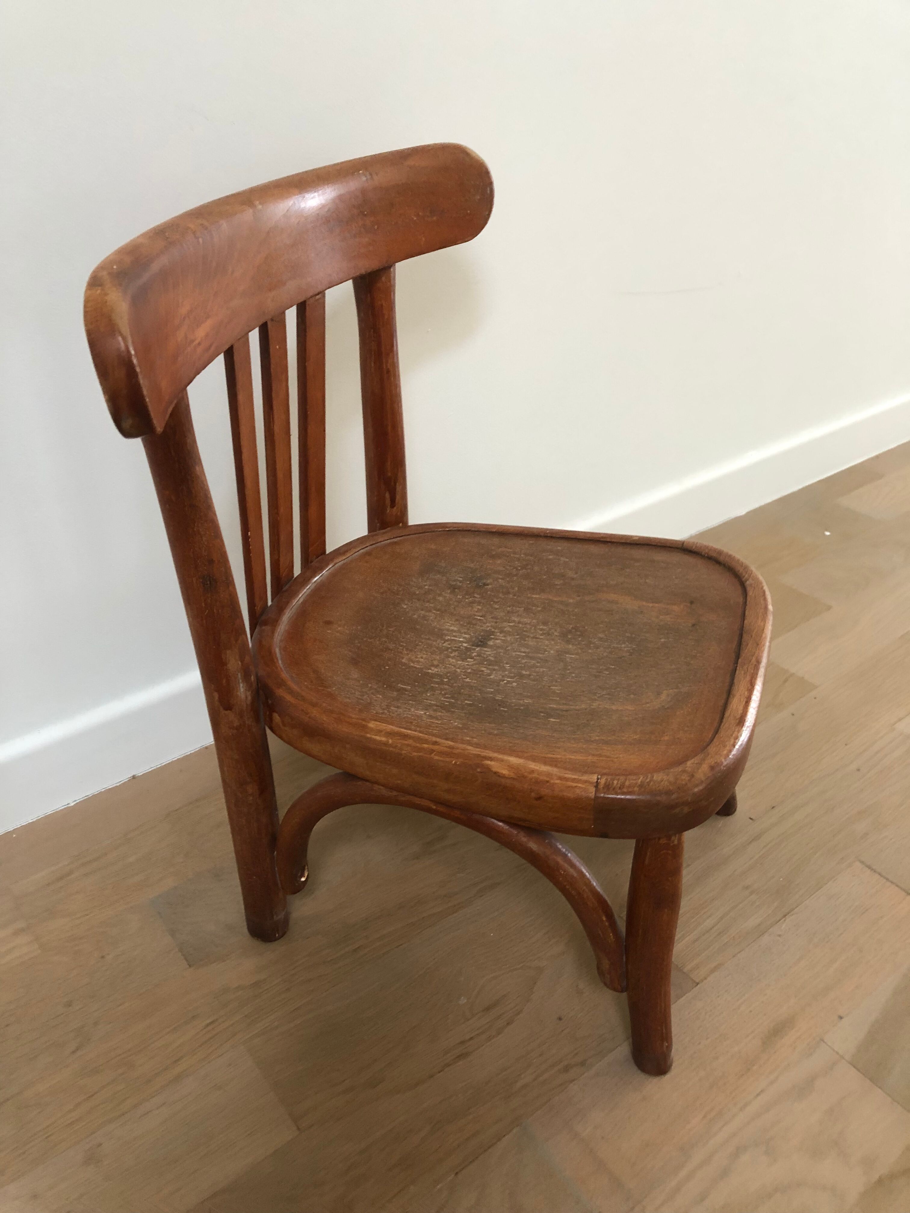 Children's bistro chair