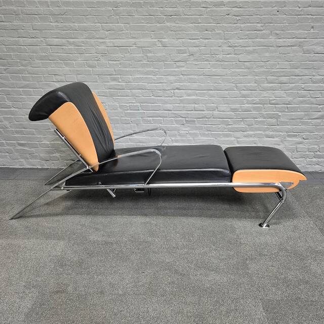 Black leather lounge chair futuro 3 by massimo iosa ghini for moroso - italy 1980's