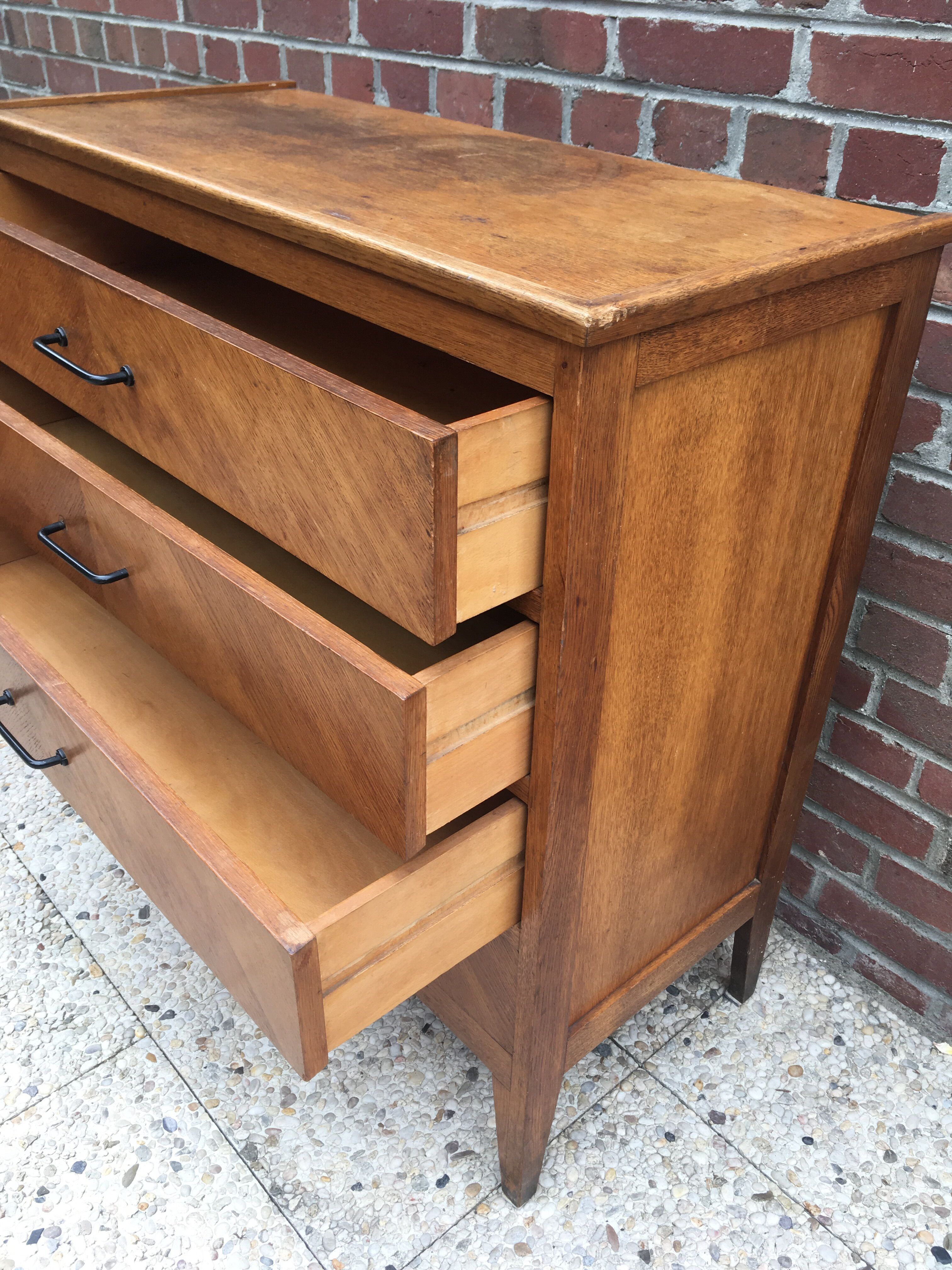 Commode vintage