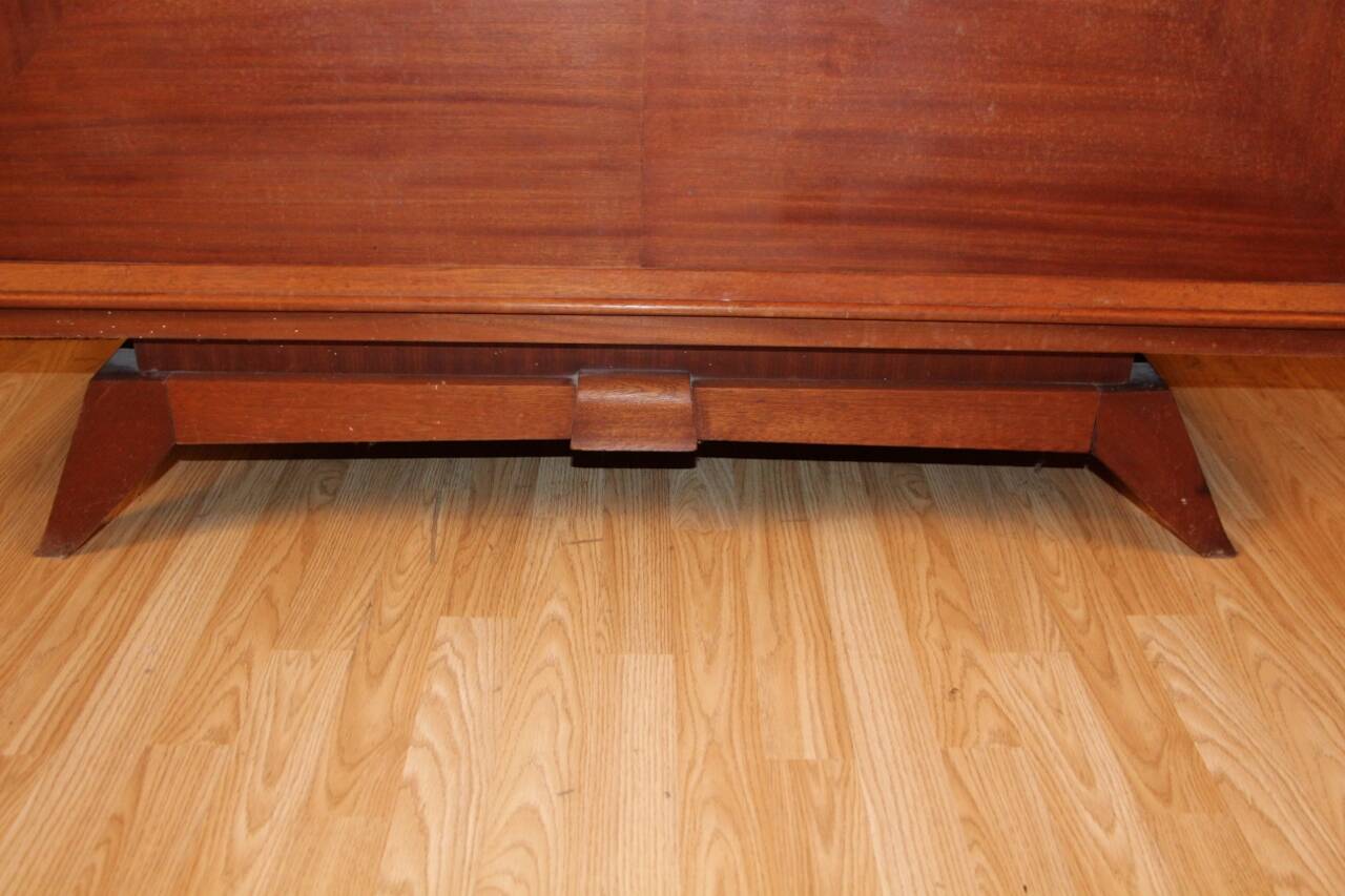 Buffet art déco en acajou dessus marbre noir