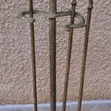 Fireplace accessories and its bronze support