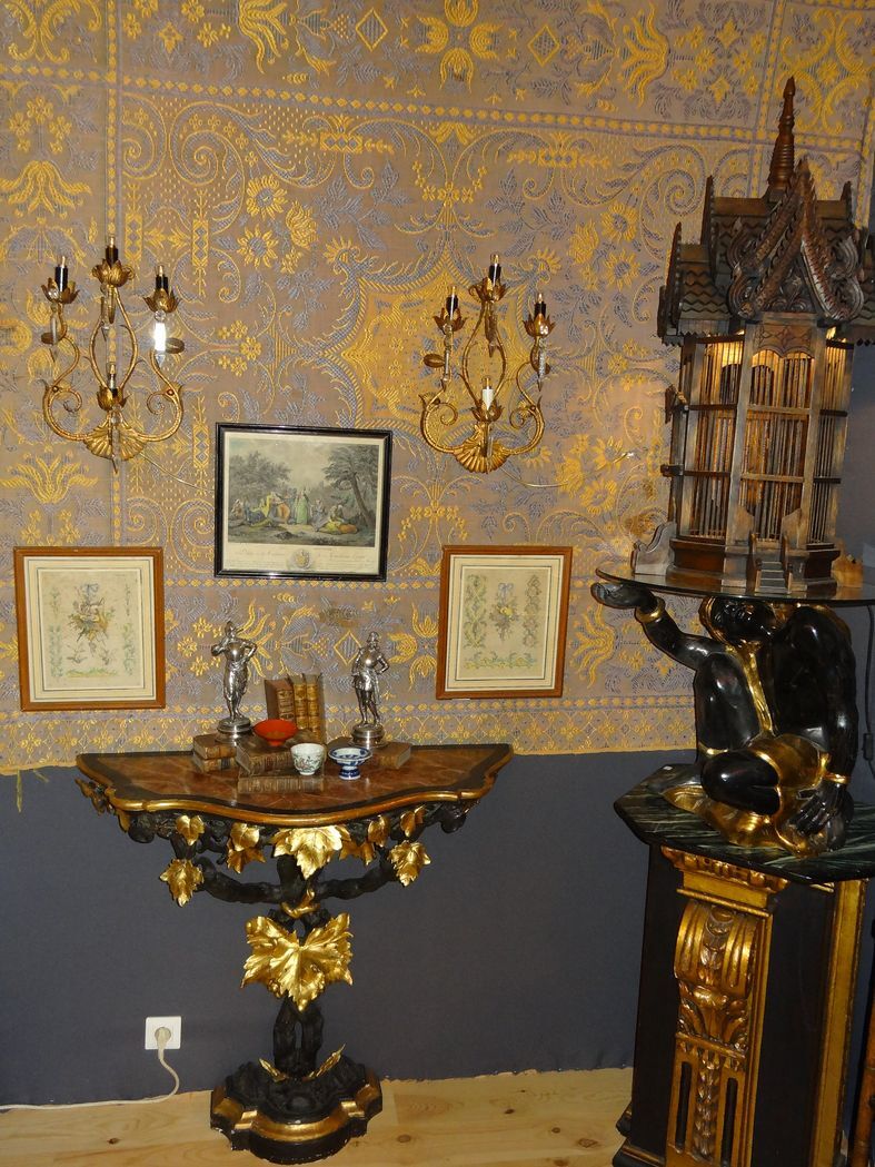 Pair of four-light gilded iron wall lamps 30 x 46 cm