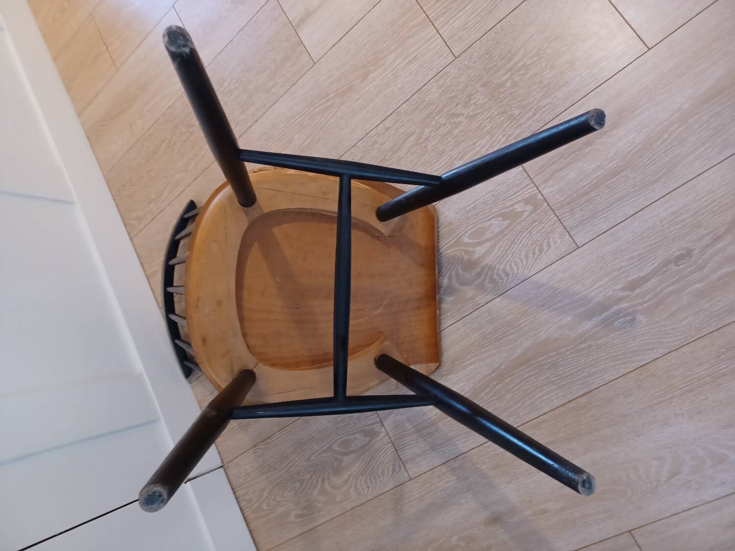Fanett chair by Ilmari Tapiovaara