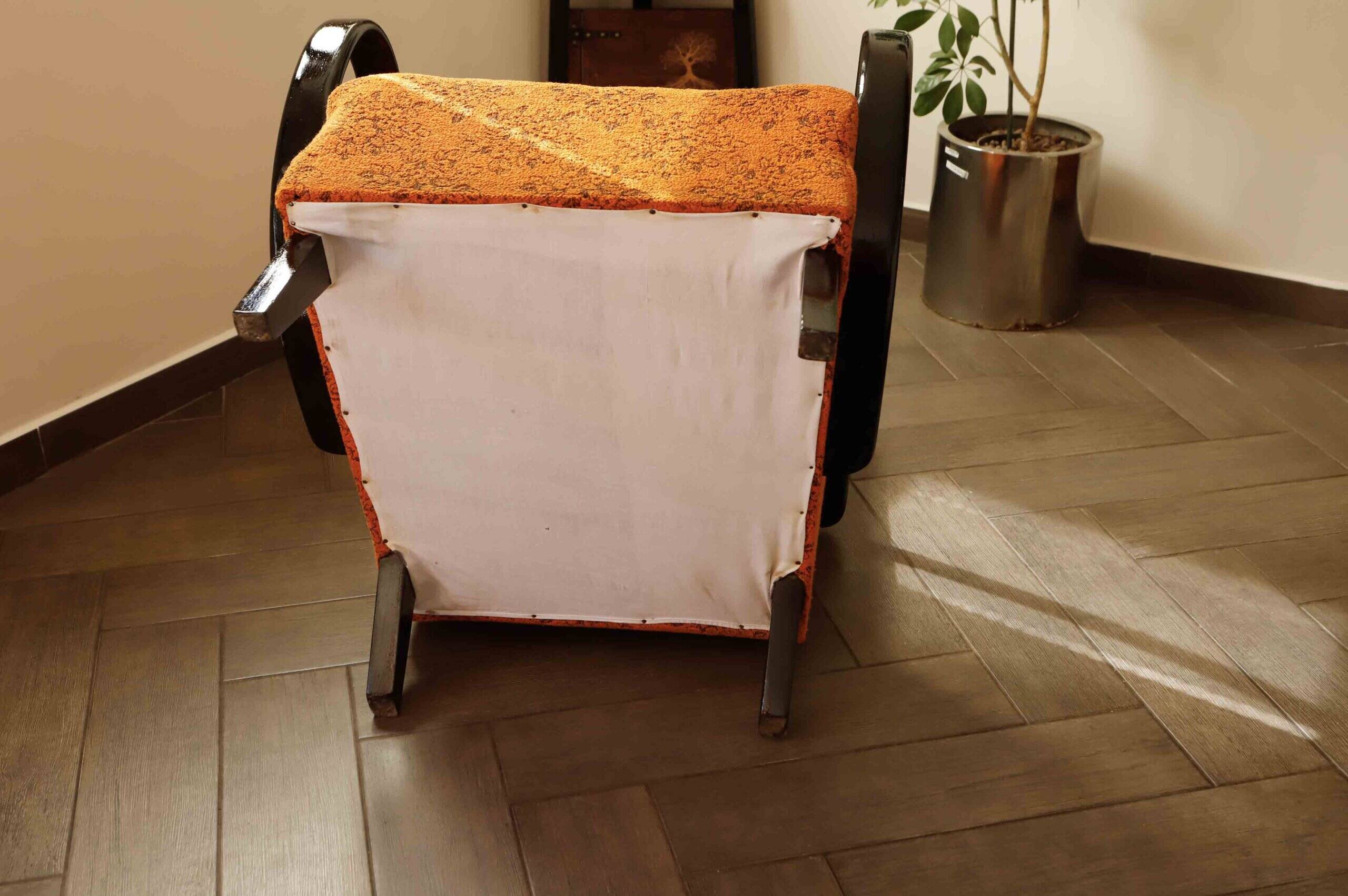 Art Deco armchair C by Jindřich Halabala – original upholstery