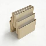 Cream magazine rack by Giotto Stoppino for Kartell, 1970