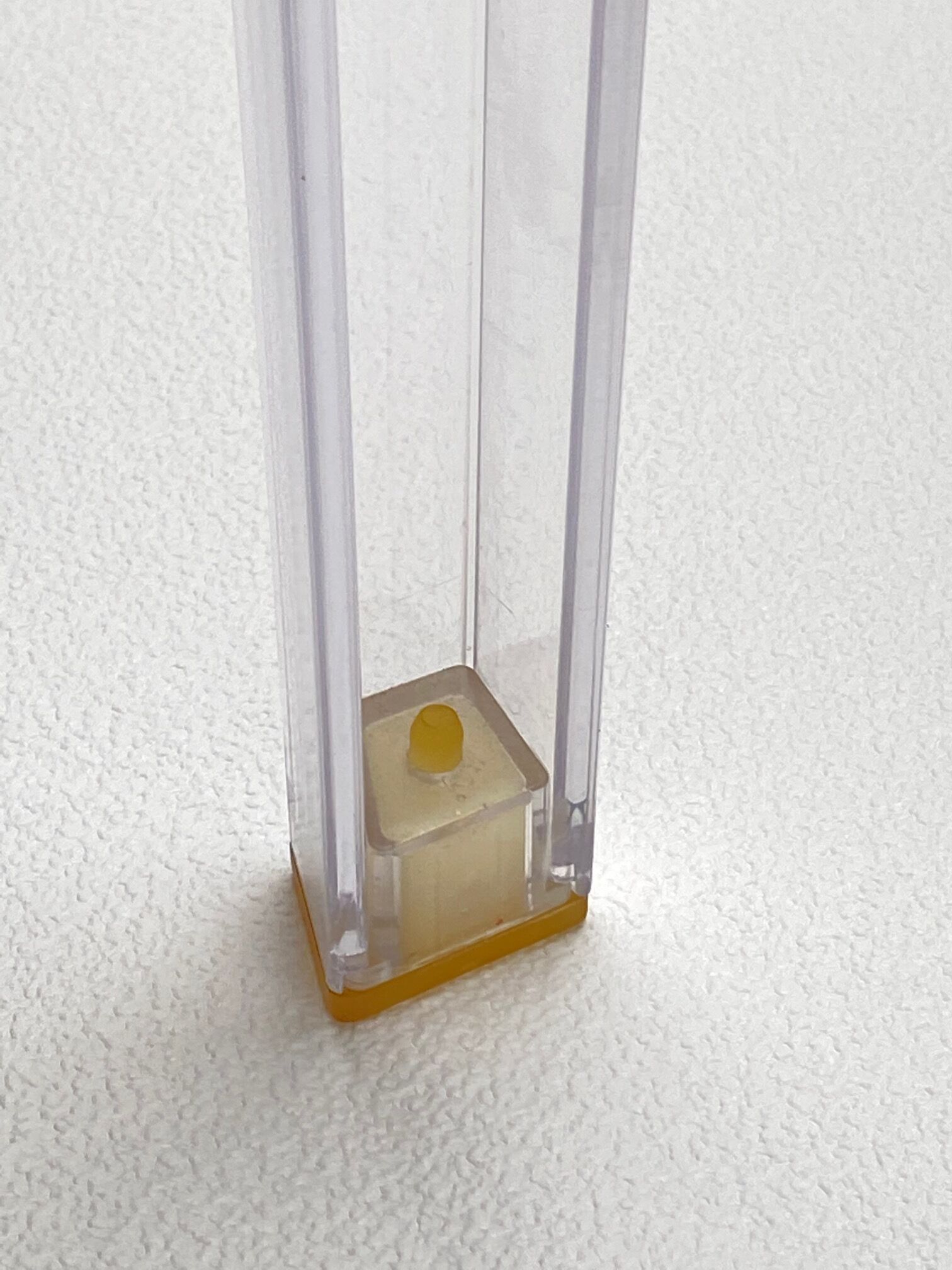 Victoria ghost chair by Philippe Starck 1998