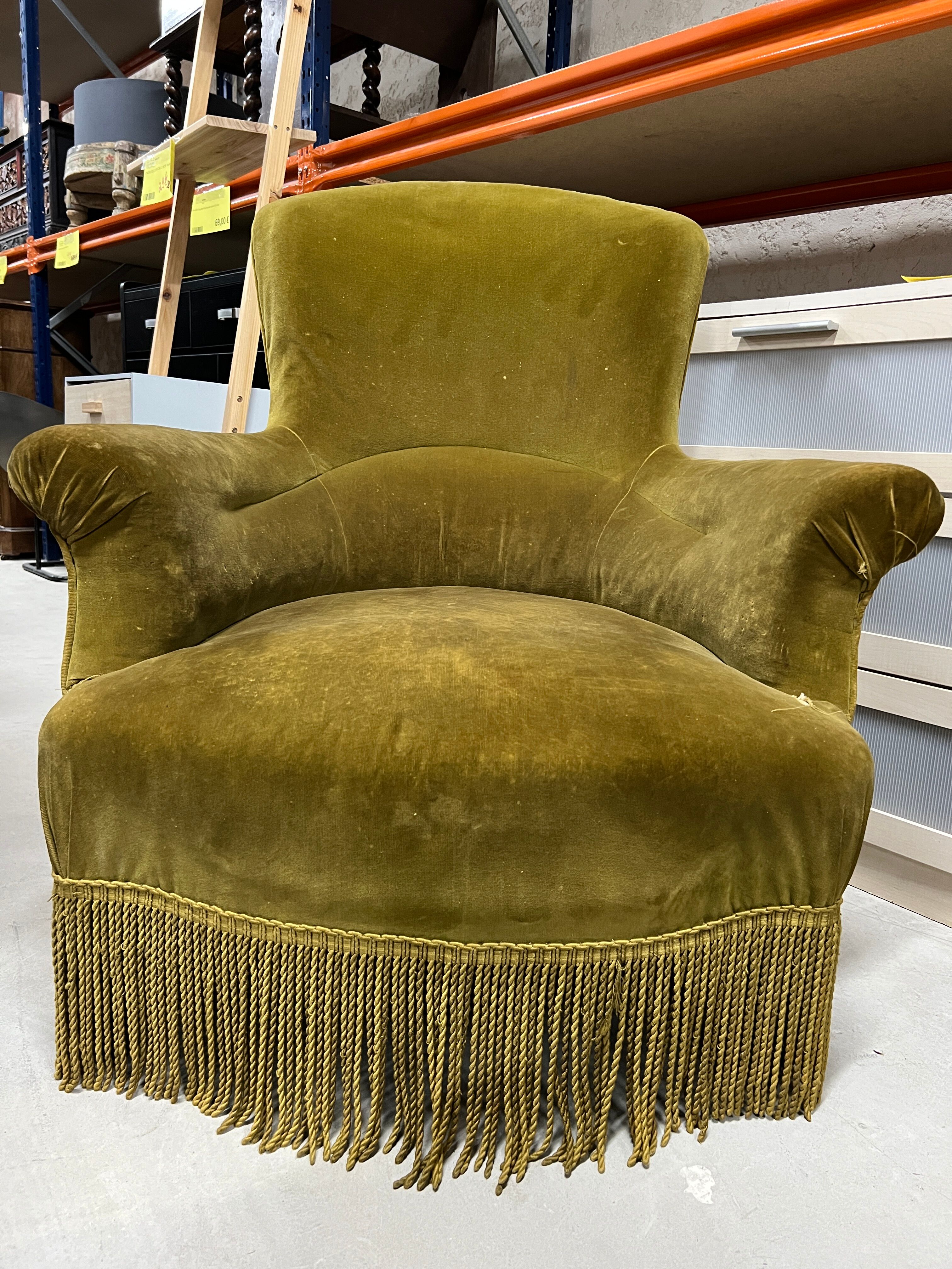 Khaki green velvet toad armchair