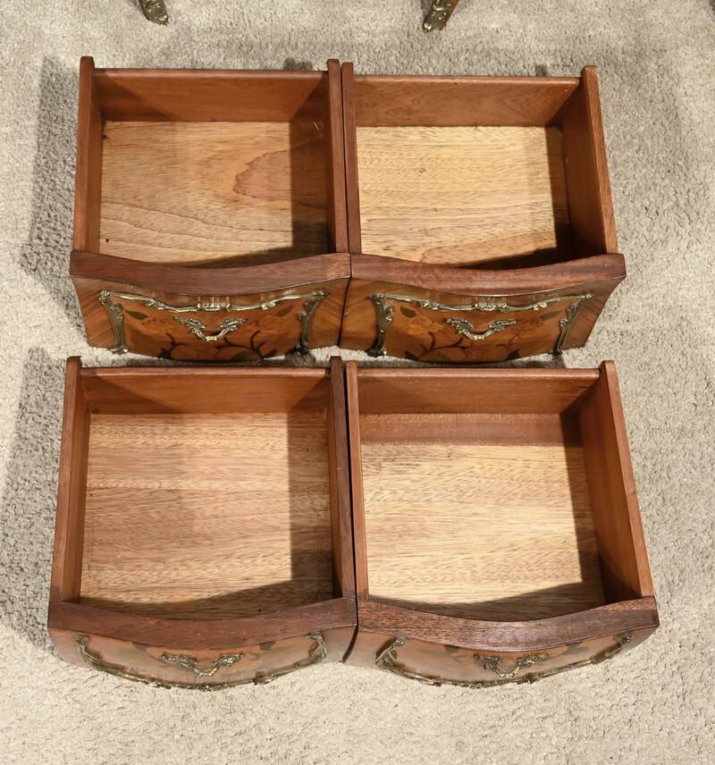 Pair of Bedside Tables in Rosewood and Marquetry, Louis XV style – Mid 20th century