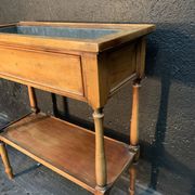 Meuble jardinière en bois de style Louis XVI