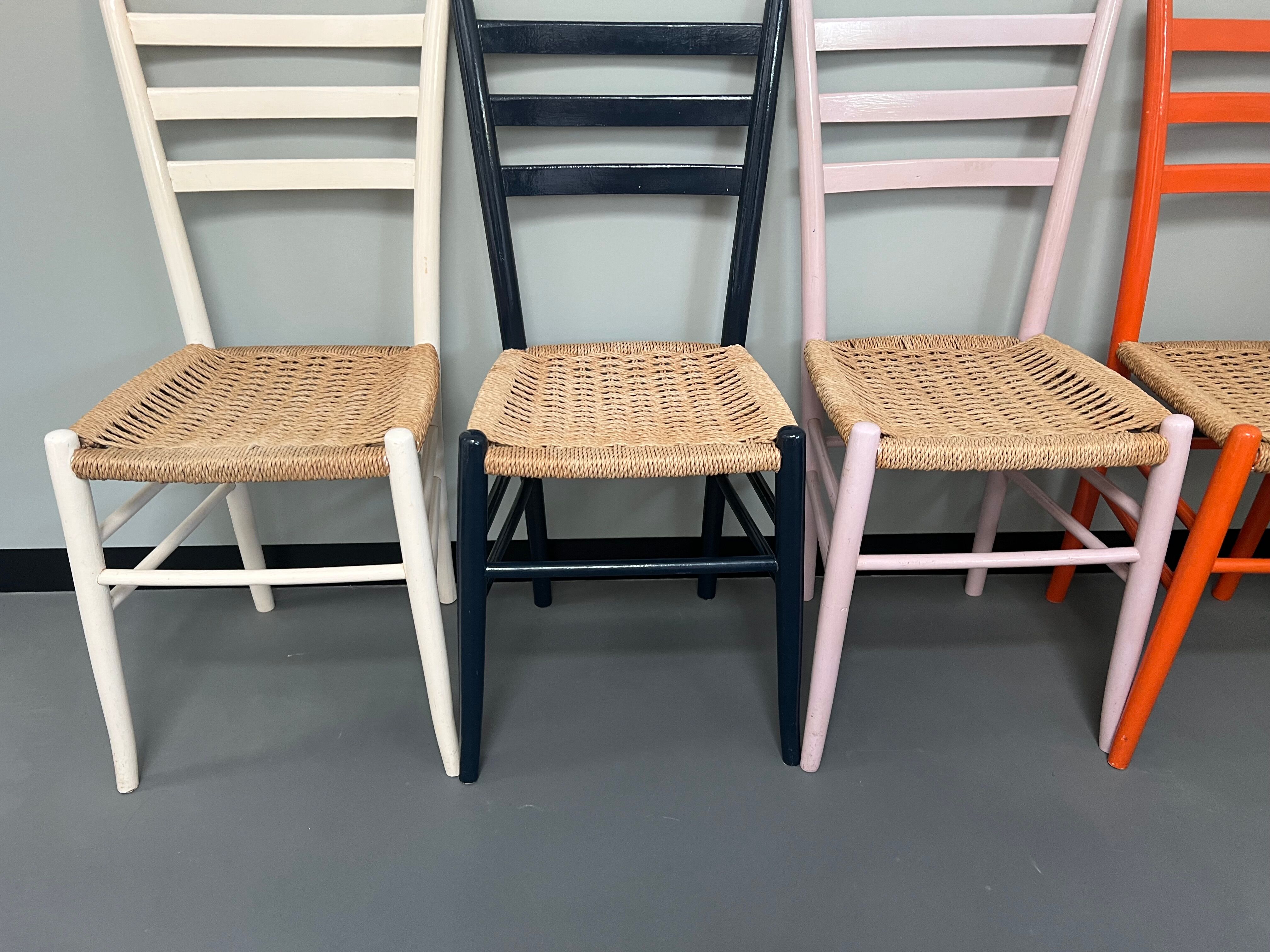 6 Italian chairs from the 60s solid beech and rope