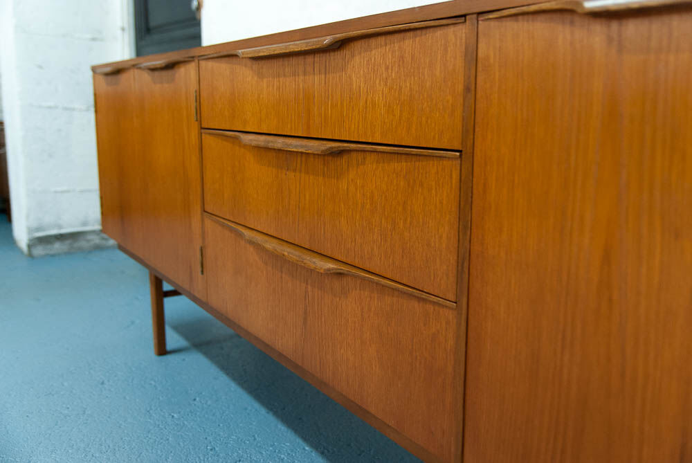 Sidebord Scandinavian 182cm