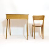 Small children's desk and chair from the 50s and 60s.