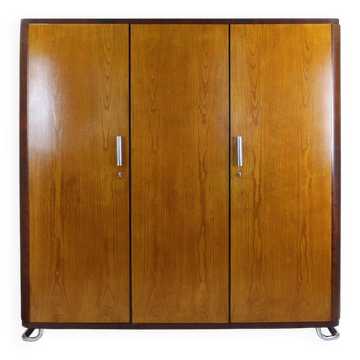 Armoire vintage en acier tubulaire chromé Bauhaus par Hynek Gottwald, années 1930