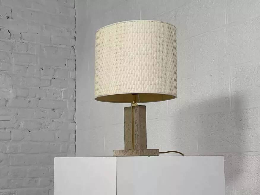 Lampe années 70 en travertin et laiton