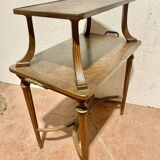 Table a desservir de style Louis XVI en acajou XIX siècle