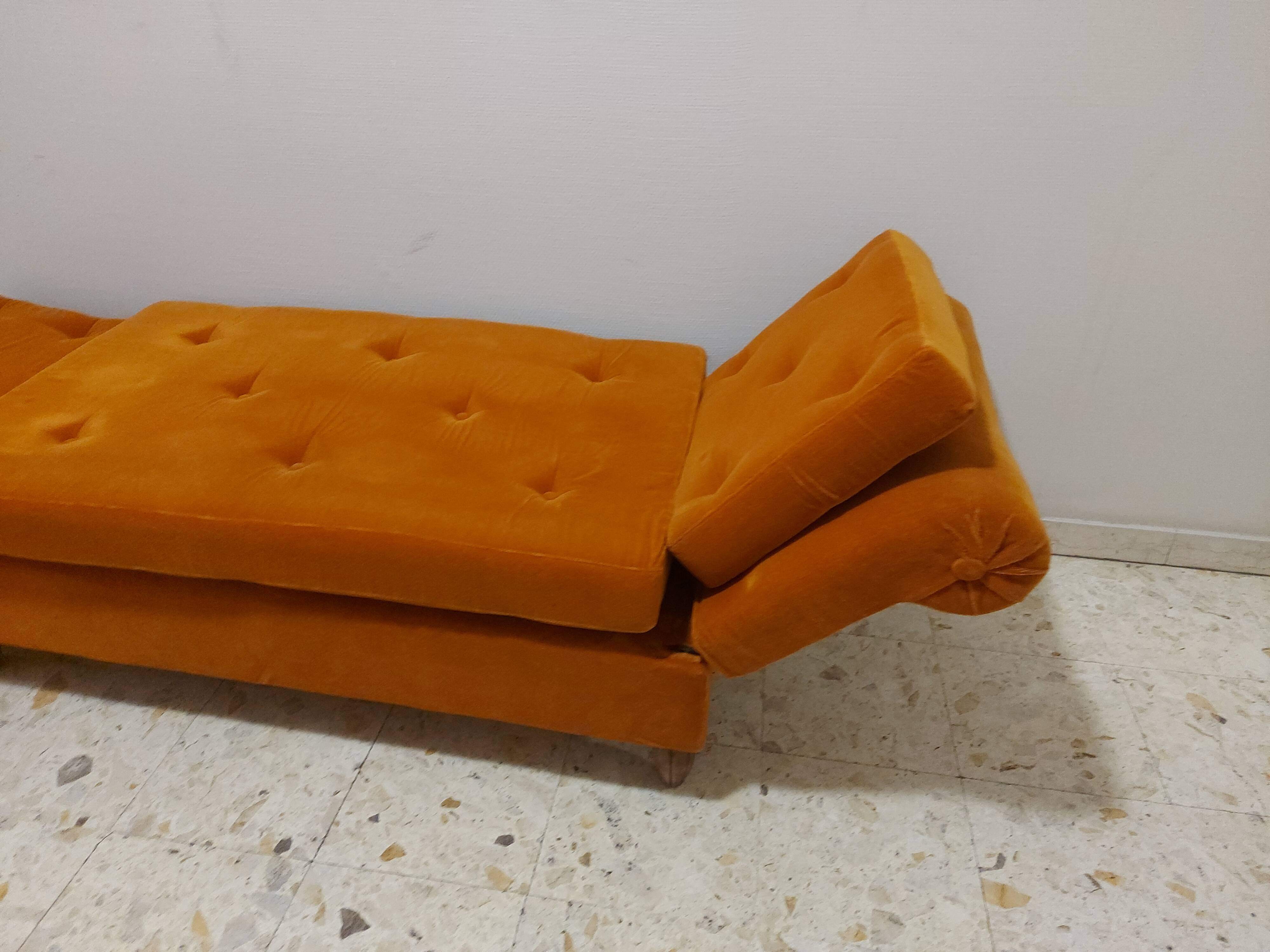 Sofa, daybed art deco, orange velvet