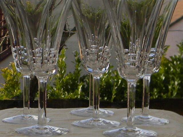 6 red wine glasses in crystal villeroy et boch. concorde model.