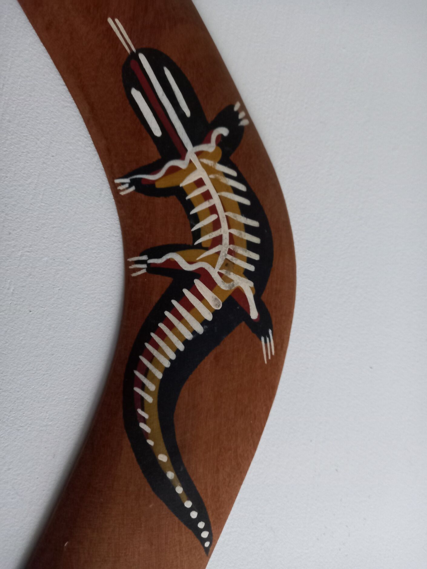 Handcrafted Boomerang (Gerko Pattern) 16'' in Acacia Wood - Australia