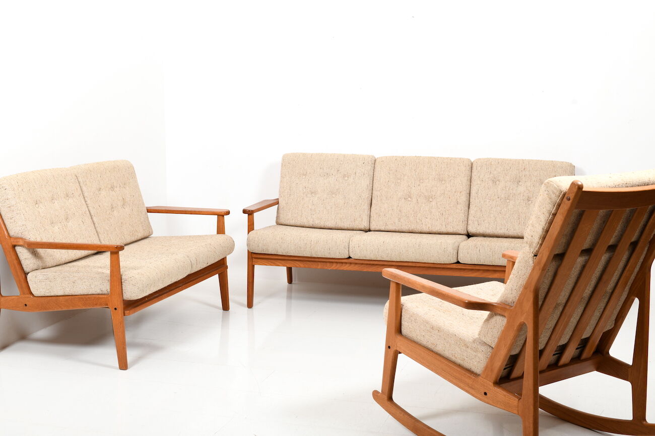 Mid Century Danish 3-Seater Sofa in Teak