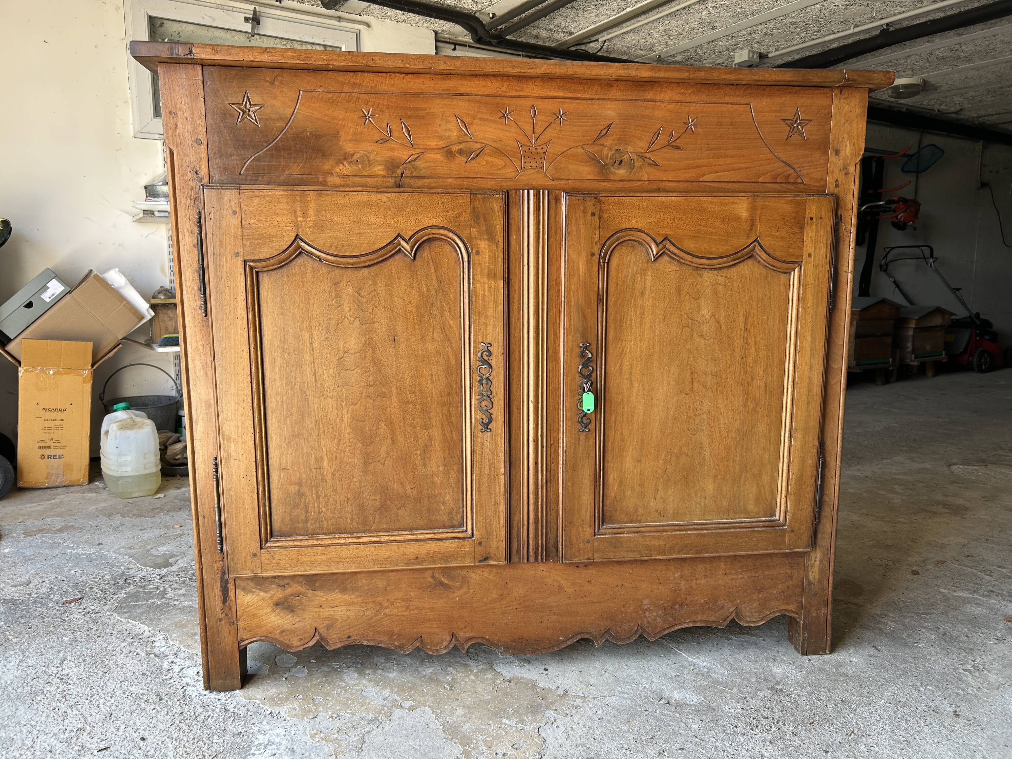 Very Provençal Louis XV