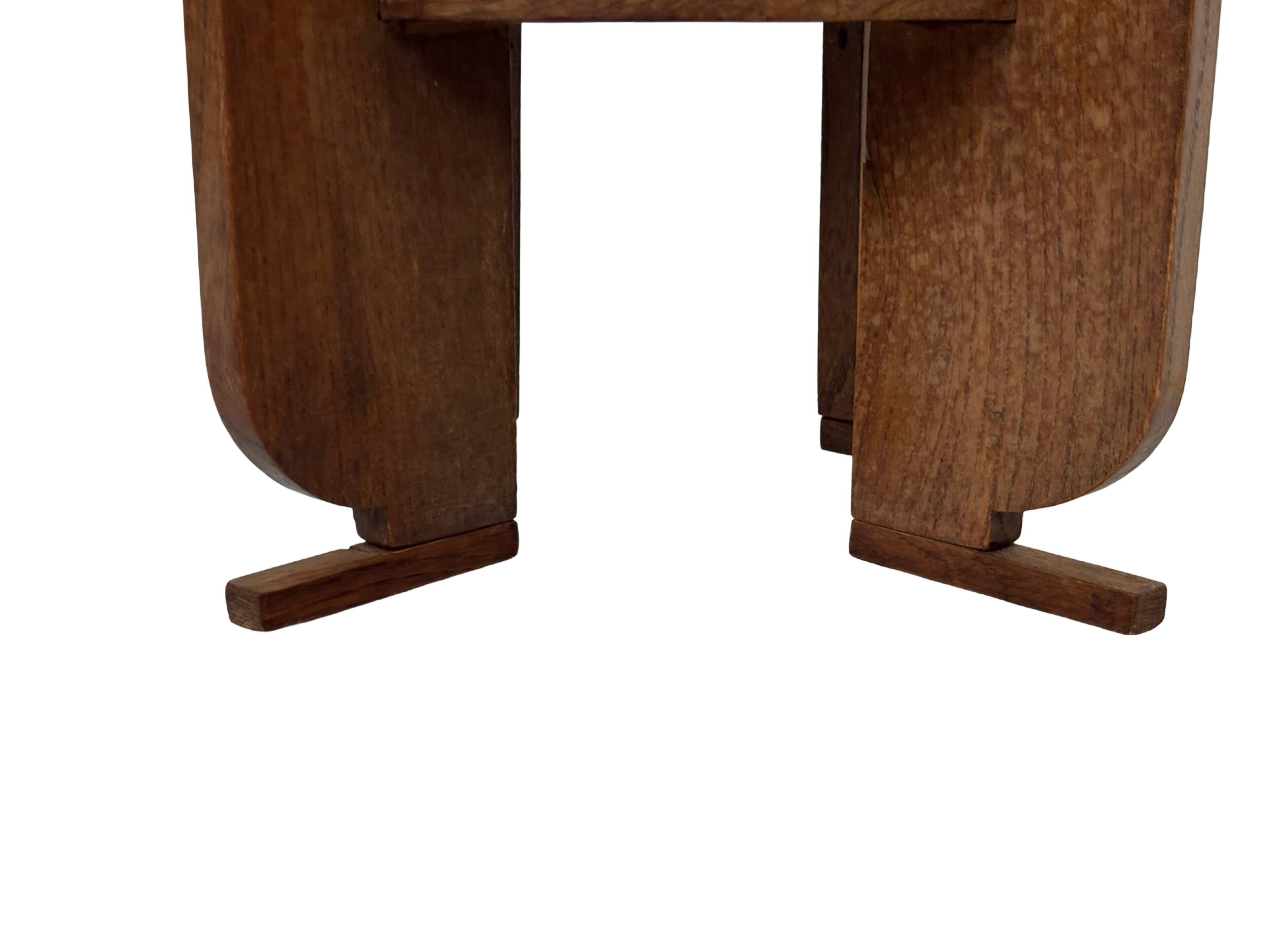 Table d'appoint Art Déco petite en chêne design minimaliste