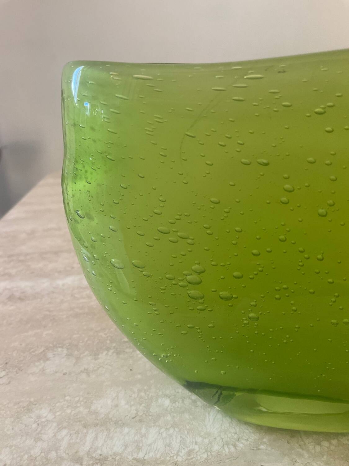 Murano vase in bubble-blown glass paste