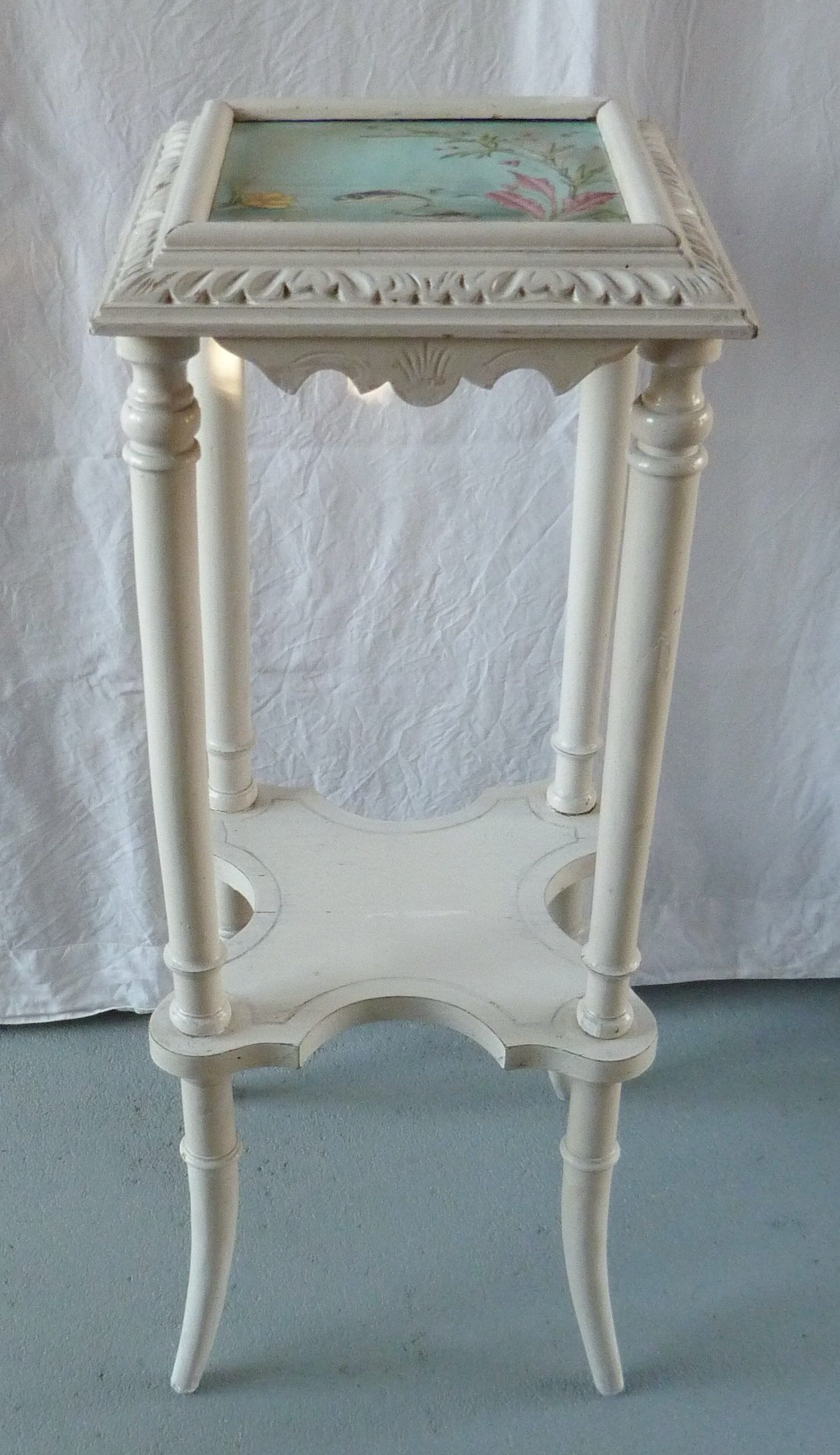 Sellette Art Nouveau style