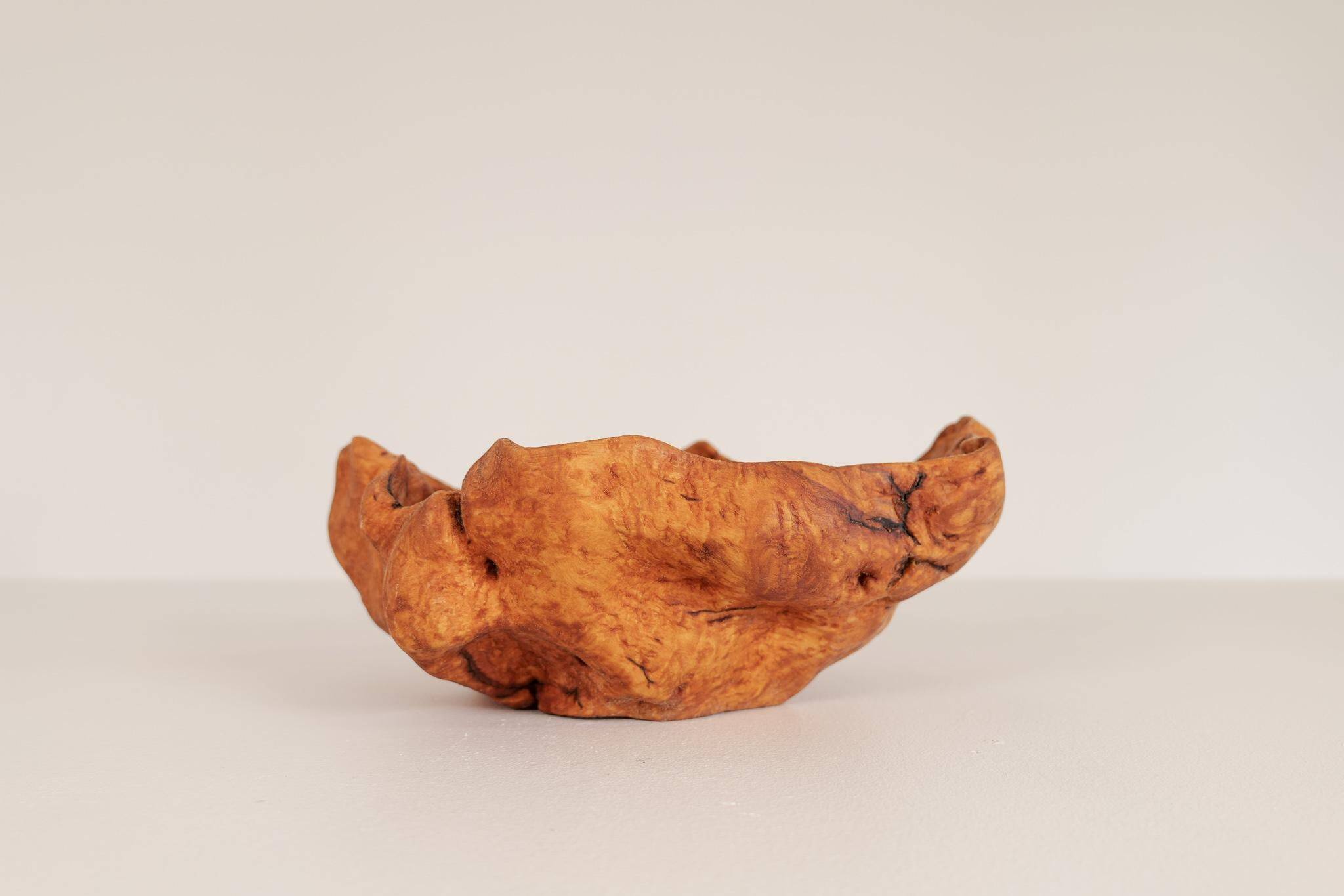 Large organic bowl made of Scandinavian burl wood, modern Swedish, folk art, circa 1960.