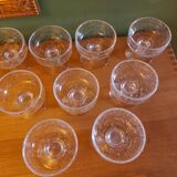 9 coupes en verre soufflé
