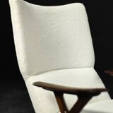 Fauteuil haut de salon vintage en teck et tissu bouclé blanc du milieu du siècle norvégien, années 1960