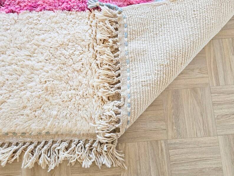 Moroccan handcrafted rug 200cm x 300cm