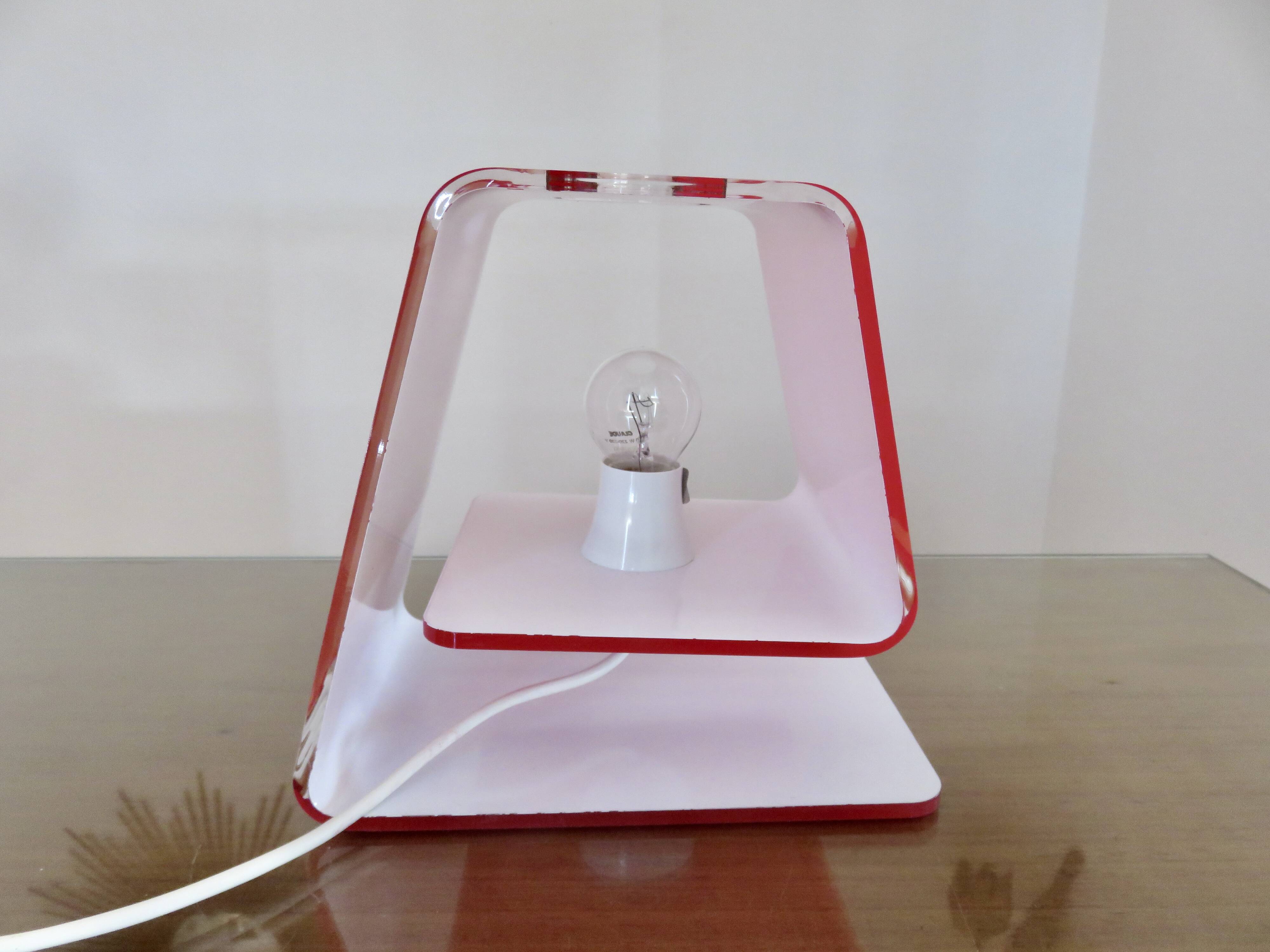 Calligaris luce lamp made in italy 2007 red plexiglass